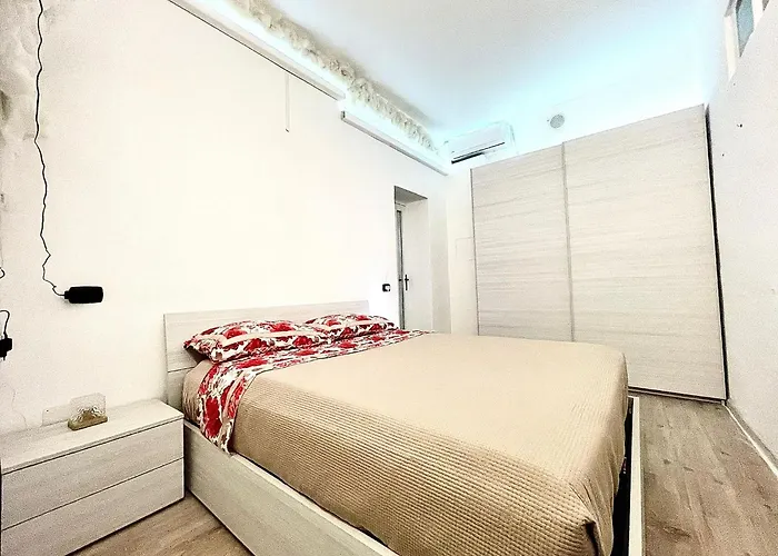 Stay& Service * Como
